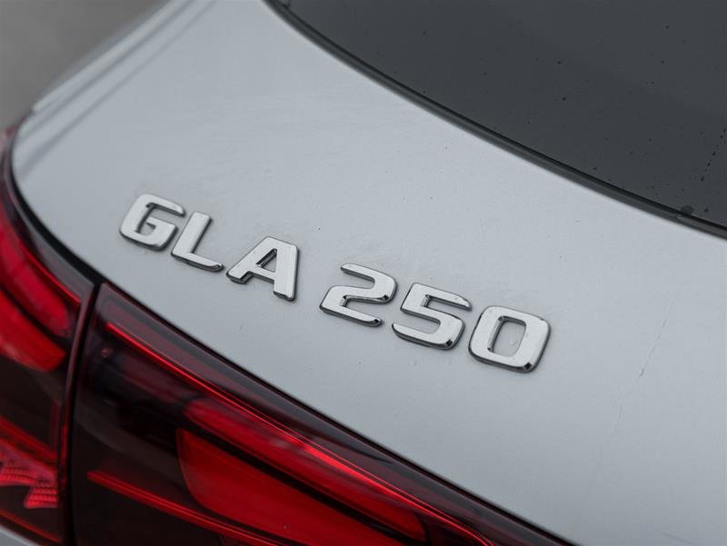 2024 Mercedes-Benz GLA 250 4MATIC-29
