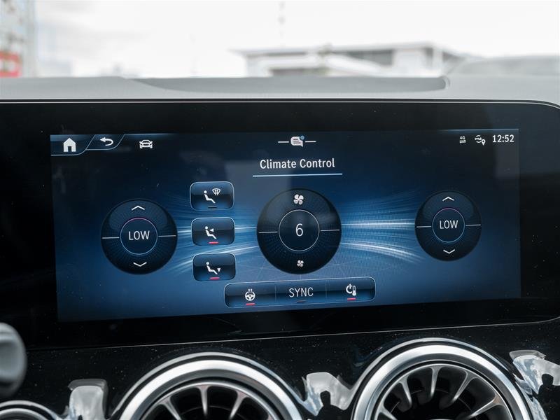 2025 Mercedes-Benz GLA250 4MATIC SUV-26