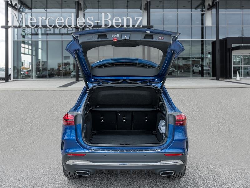 2025 Mercedes-Benz GLA250 4MATIC SUV-10