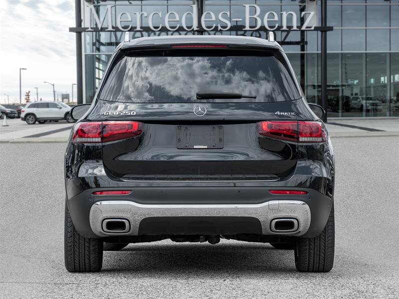 2021 Mercedes-Benz GLB250 4MATIC SUV-8