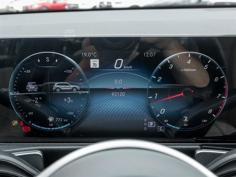 2021 Mercedes-Benz GLB250 4MATIC SUV-15