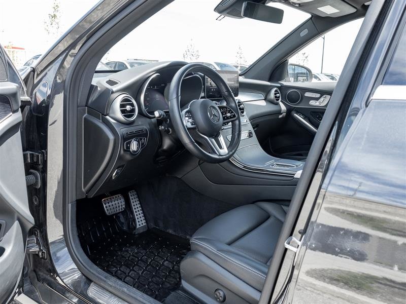 2022 Mercedes-Benz GLC300 4MATIC SUV-12