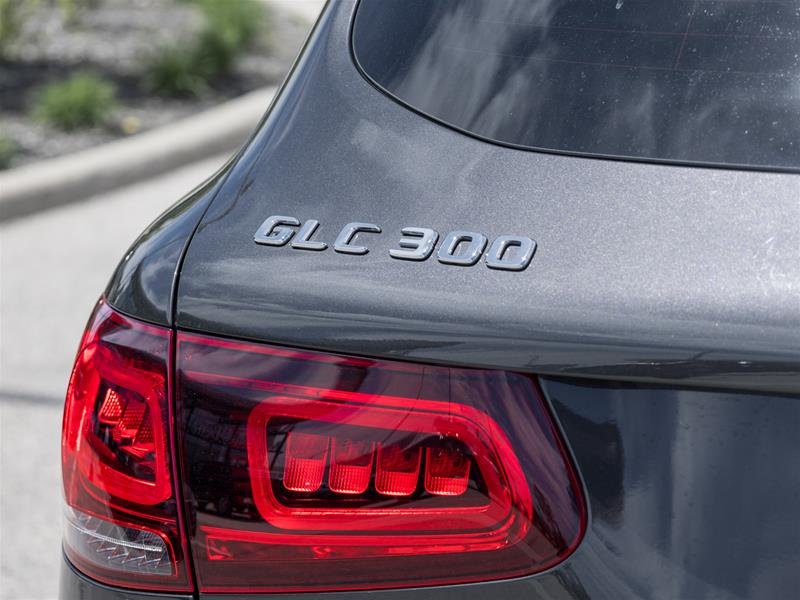 2022 Mercedes-Benz GLC300 4MATIC SUV-10