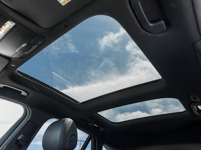 2022 Mercedes-Benz GLC300 4MATIC SUV-3