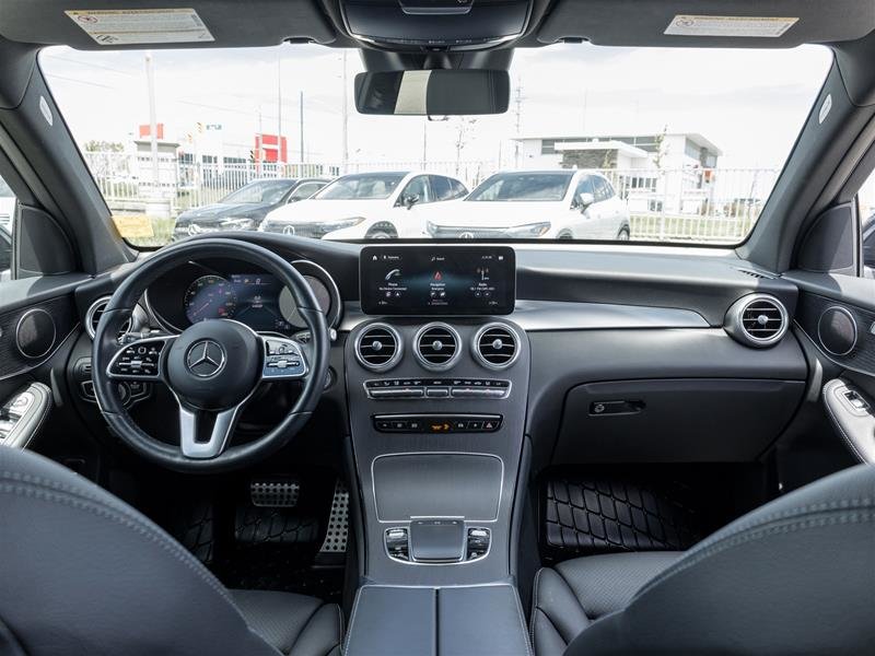 2022 Mercedes-Benz GLC300 4MATIC SUV-25