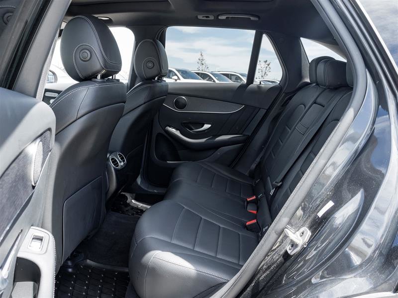 2022 Mercedes-Benz GLC300 4MATIC SUV-24