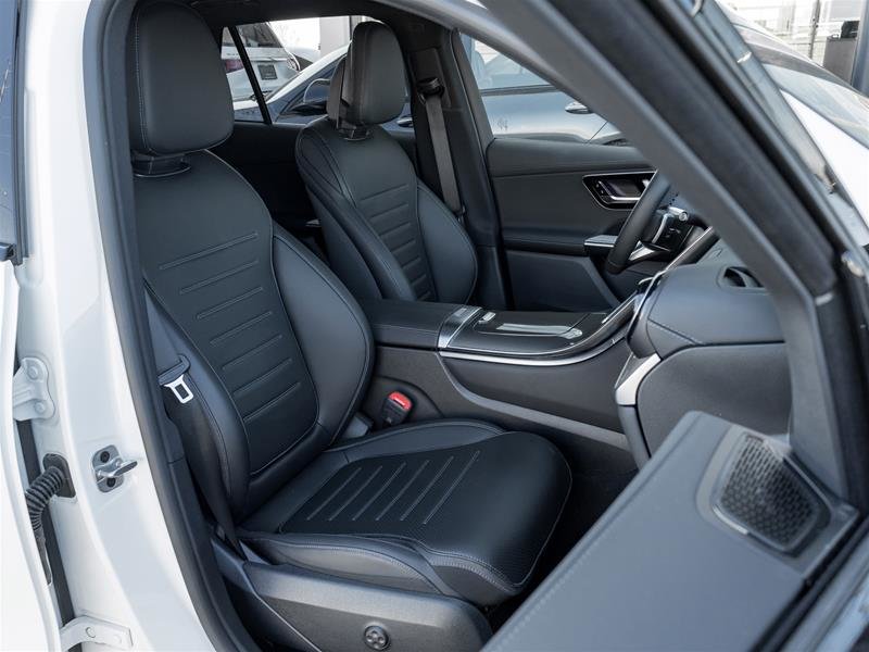 2024 Mercedes-Benz GLC300 4MATIC SUV-28