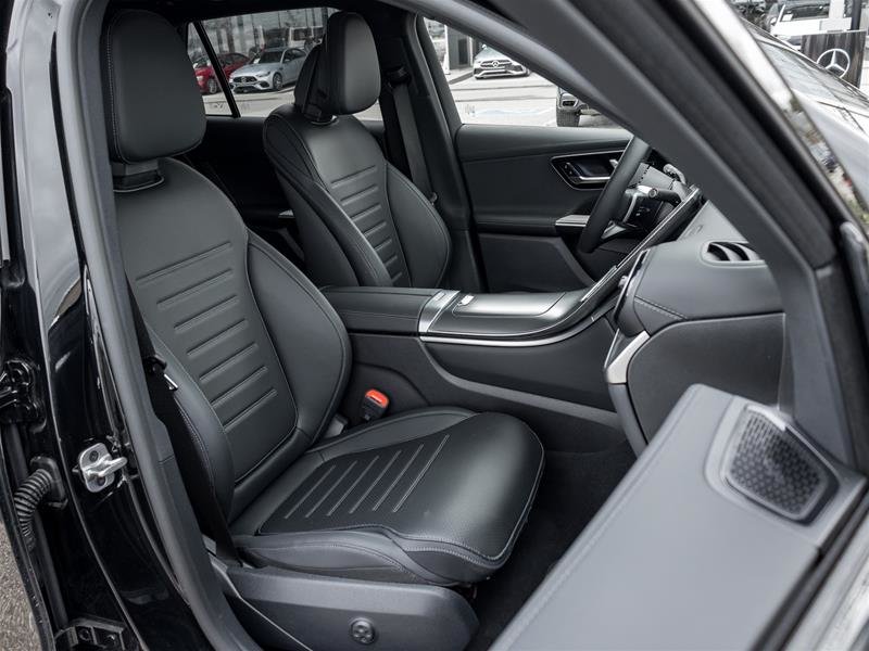 2024 Mercedes-Benz GLC300 4MATIC SUV-27