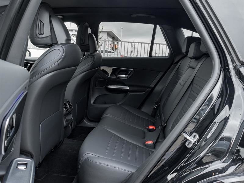 2024 Mercedes-Benz GLC300 4MATIC SUV-28