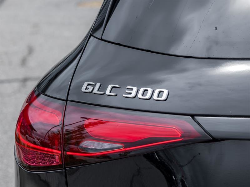 2024 Mercedes-Benz GLC300 4MATIC SUV-9