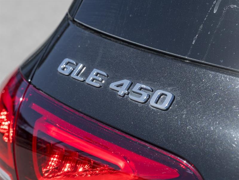 2022 Mercedes-Benz GLE450 4MATIC SUV-32