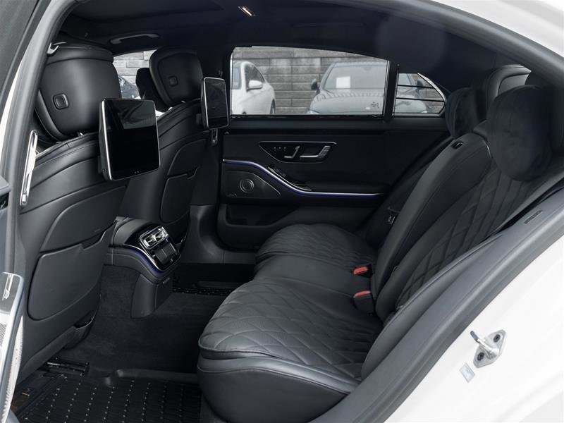 2023 Mercedes-Benz S580 4MATIC Sedan-31
