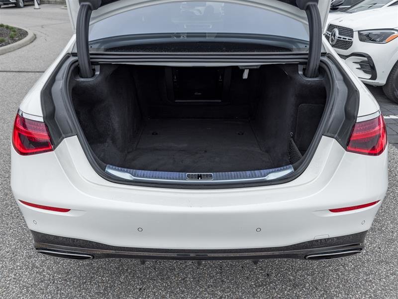 2023 Mercedes-Benz S580 4MATIC Sedan-11