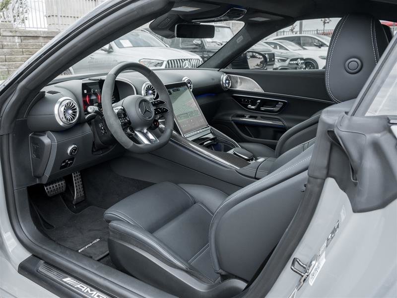 2023 Mercedes-Benz SL63 AMG Roadster-22