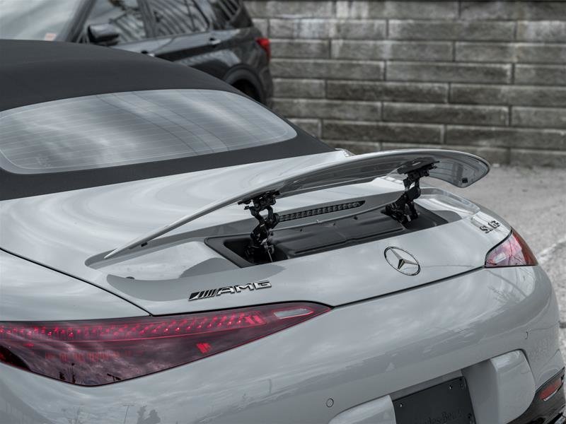 2023 Mercedes-Benz SL63 AMG Roadster-18