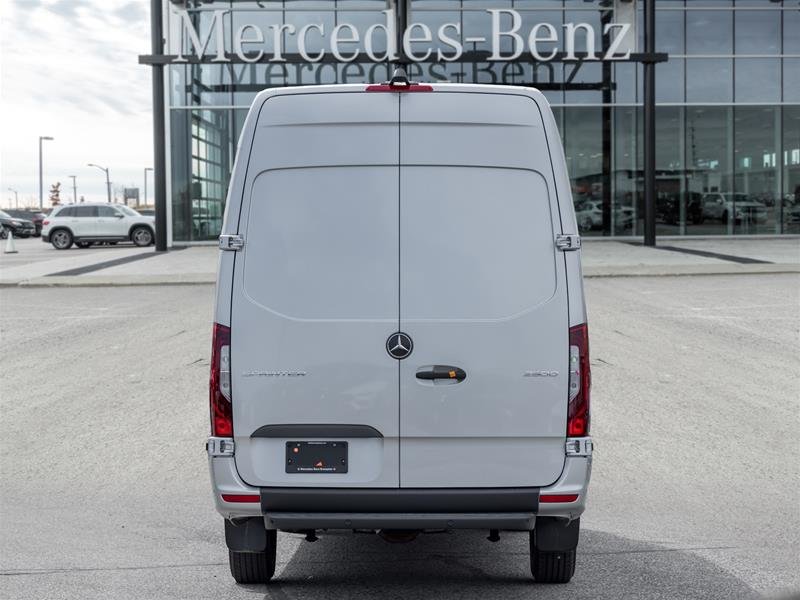 2024 Mercedes-Benz Sprinter Cargo Van 170 Ext. Wheelbase High Roof RWD-8