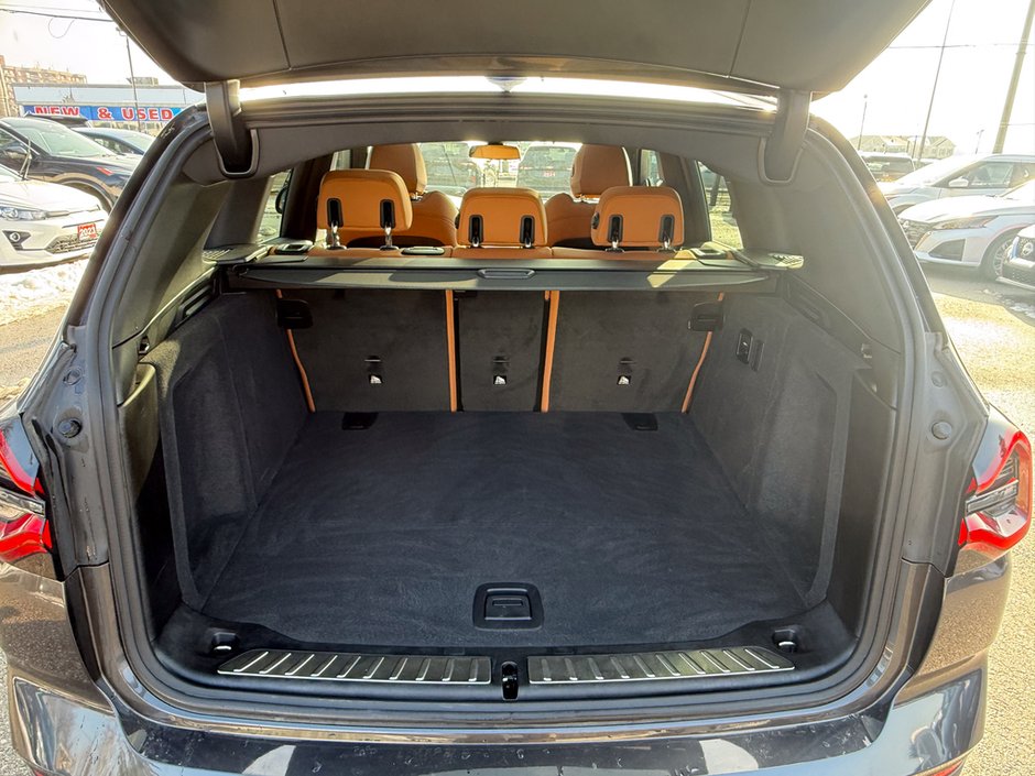 2023 BMW X3 xDrive30i-12