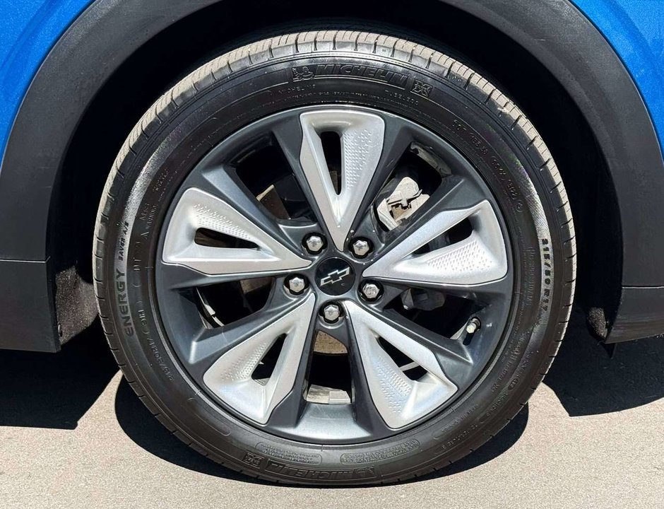 2023 Chevrolet Bolt EUV LT-13