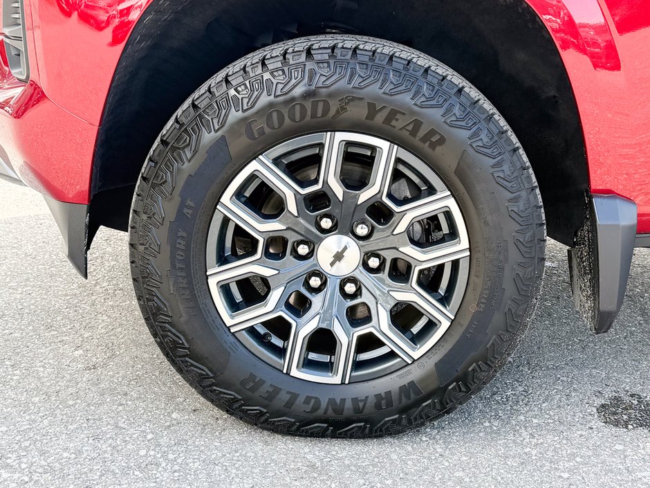 2024 Chevrolet Colorado Z71-10
