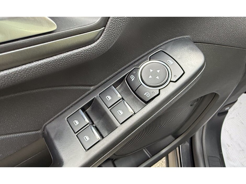 2025 Ford Escape PHEV-18