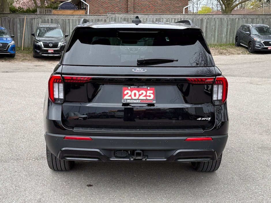 2025 Ford Explorer ST-Line-5