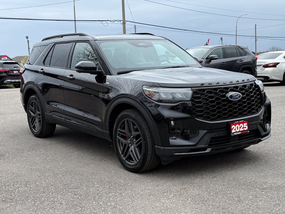 2025 Ford Explorer ST-Line-8