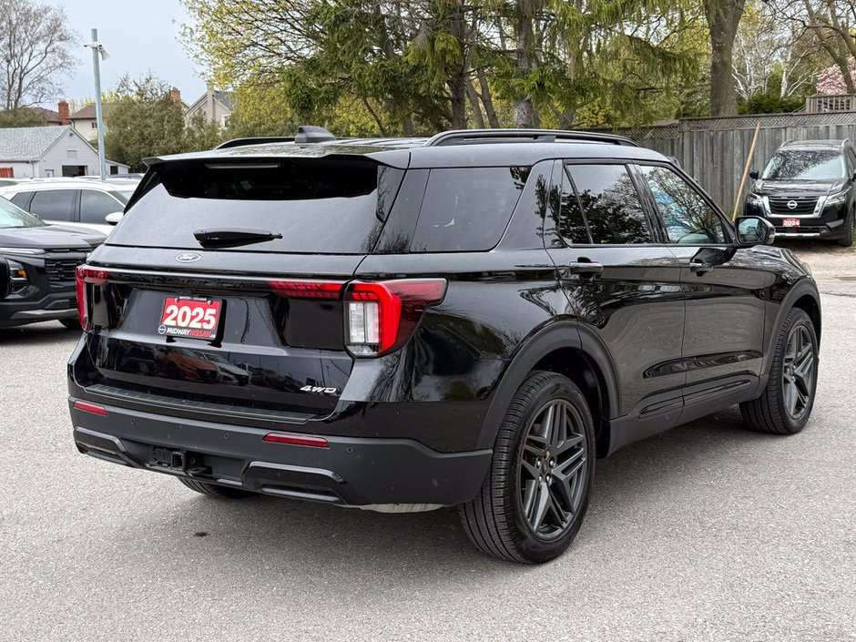 2025 Ford Explorer ST-Line-6