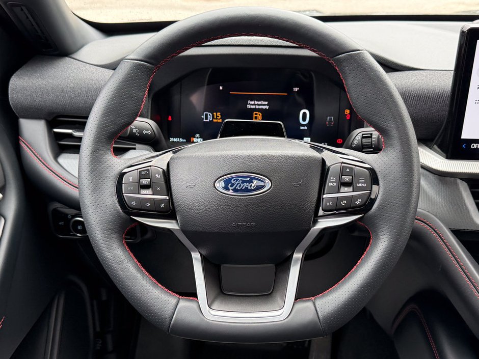 2025 Ford Explorer ST-Line-18