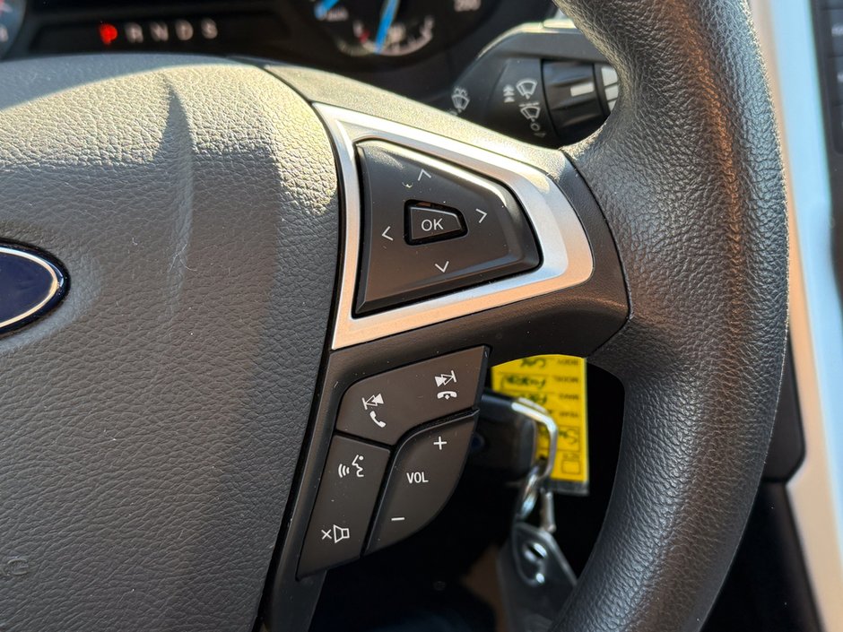 2016 Ford Fusion SE-21