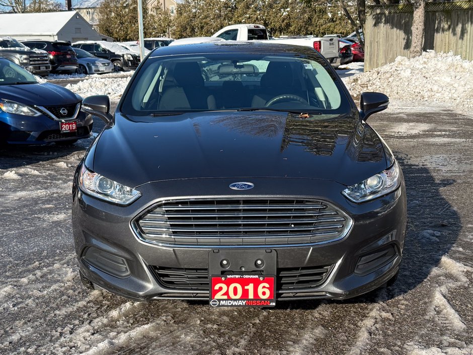2016 Ford Fusion SE-1