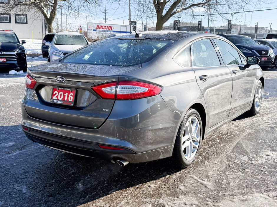 2016 Ford Fusion SE-6