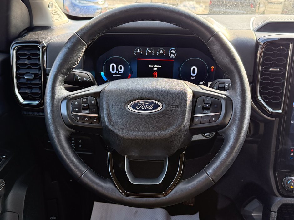 2024 Ford Ranger Lariat-15