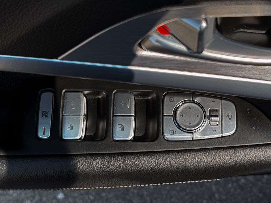 2021 GENESIS G70 2.0T Elite-21
