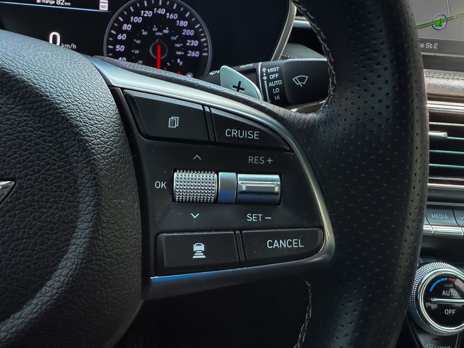 2021 GENESIS G70 2.0T Elite-25