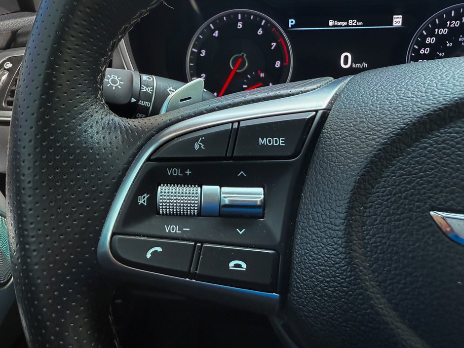 2021 GENESIS G70 2.0T Elite-24