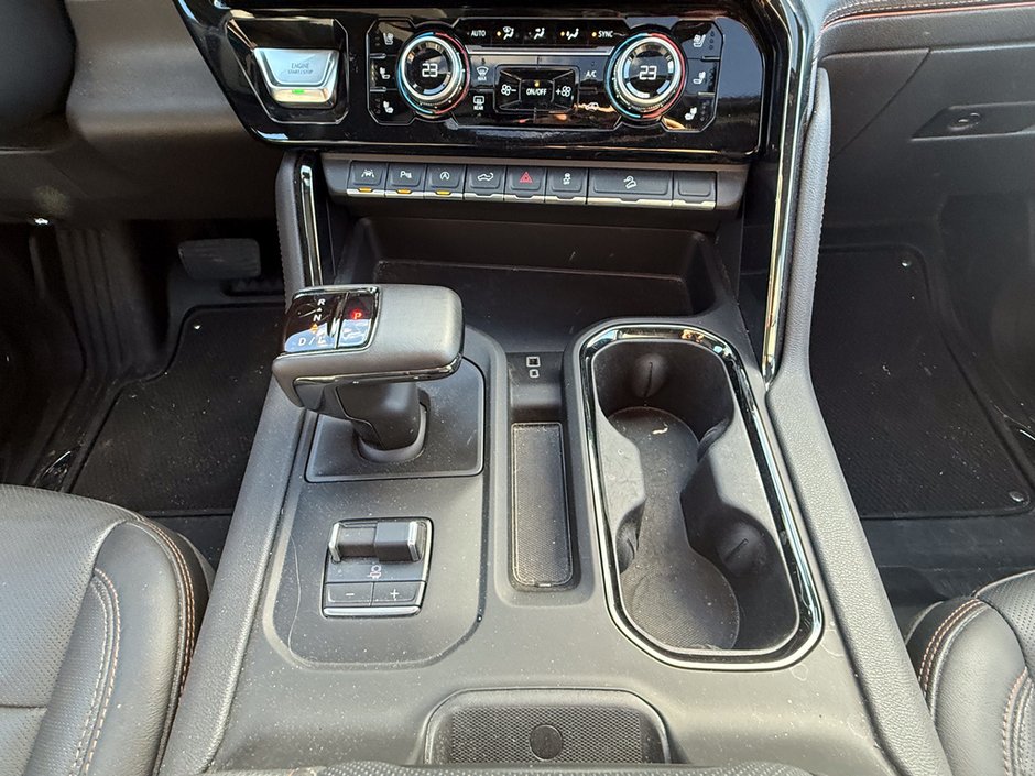 2024 GMC Sierra 1500 AT4-13