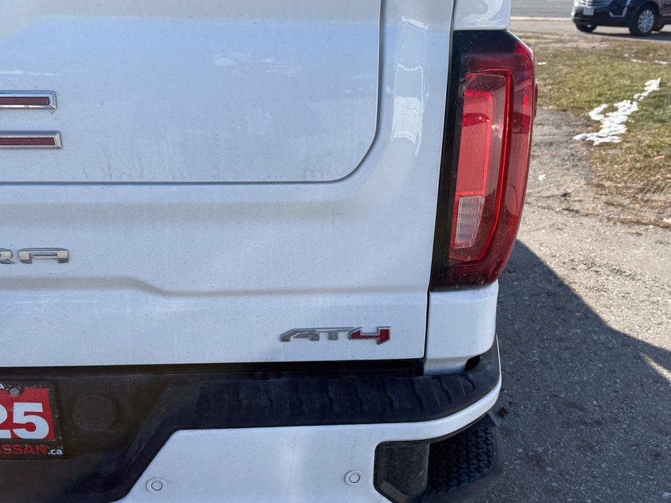 2025 GMC Sierra 1500 AT4-12