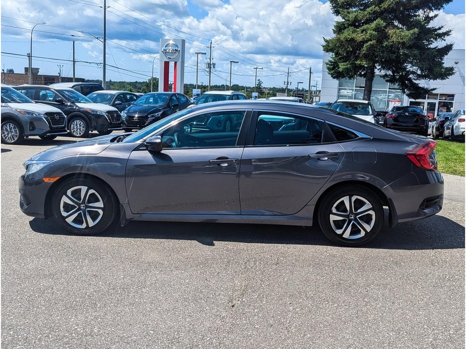 2017 Honda Civic LX-4