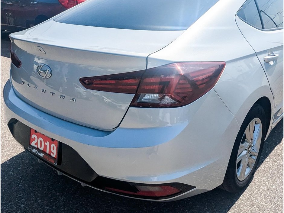 2019 Hyundai Elantra Preferred-13