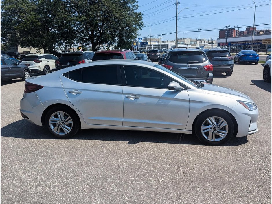 2019 Hyundai Elantra Preferred-8