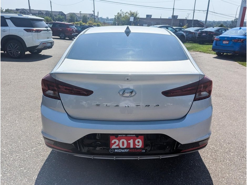 2019 Hyundai Elantra Preferred-6