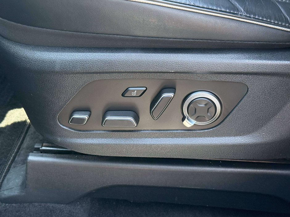 2023 Hyundai Palisade ULTIMATE CALIGRAPHY-25