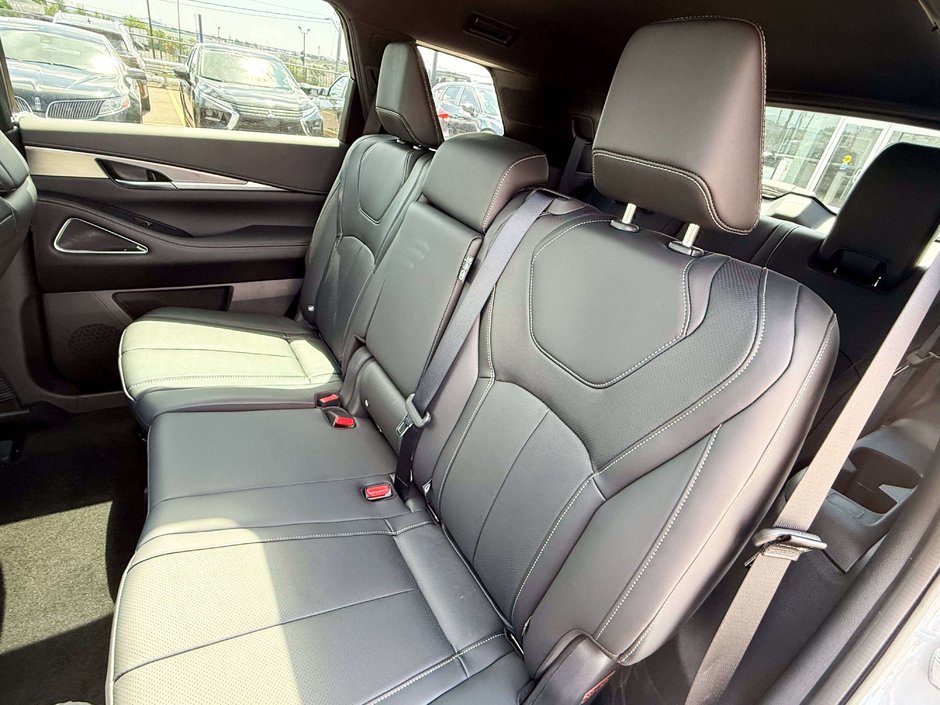 2025 Infiniti QX60 LUXE-15