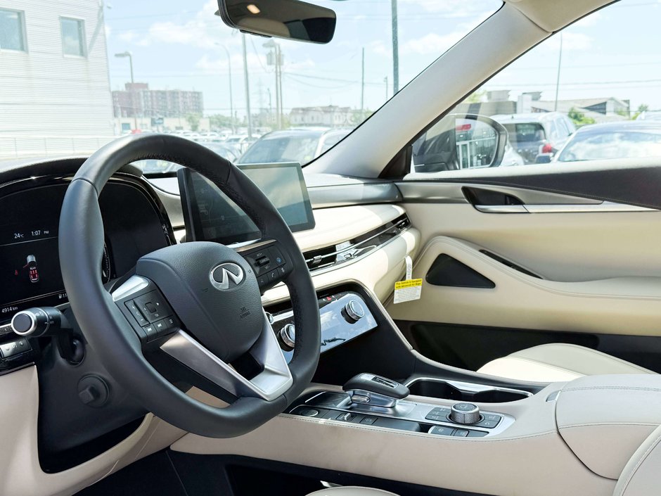 2025 Infiniti QX60 LUXE-15
