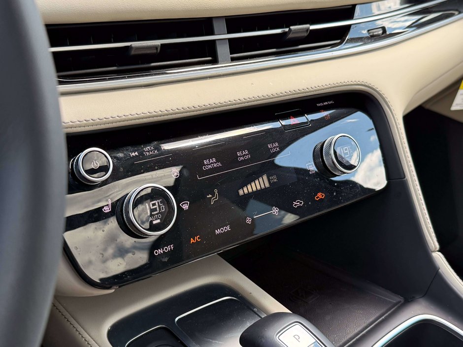 2025 Infiniti QX60 LUXE-25