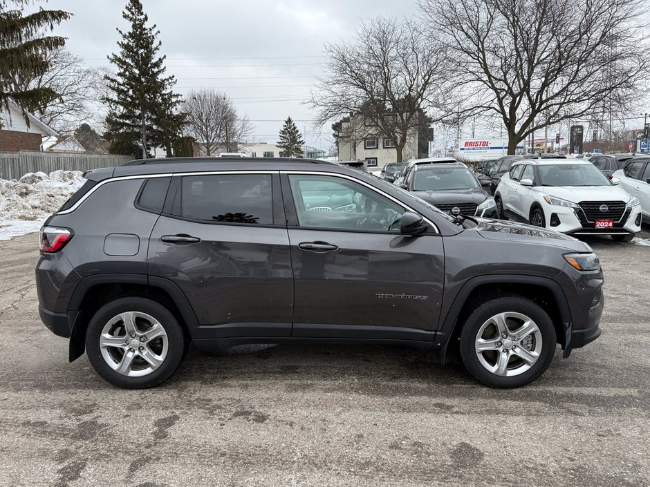 2023 Jeep Compass North-8