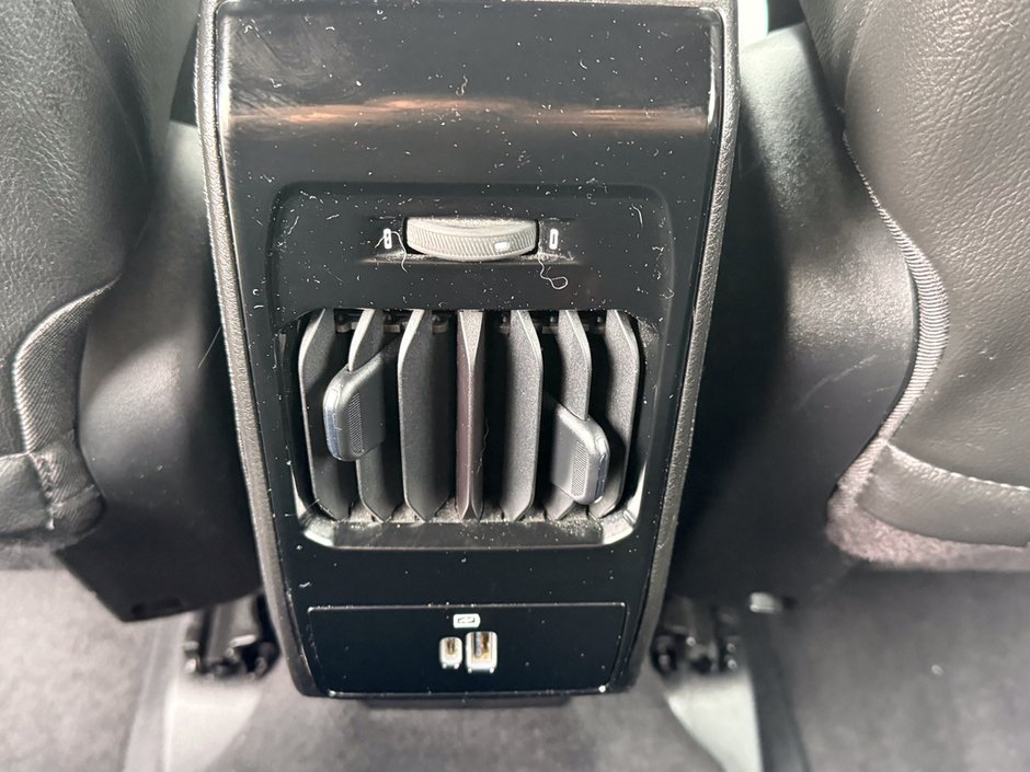 2023 Jeep Compass North-16