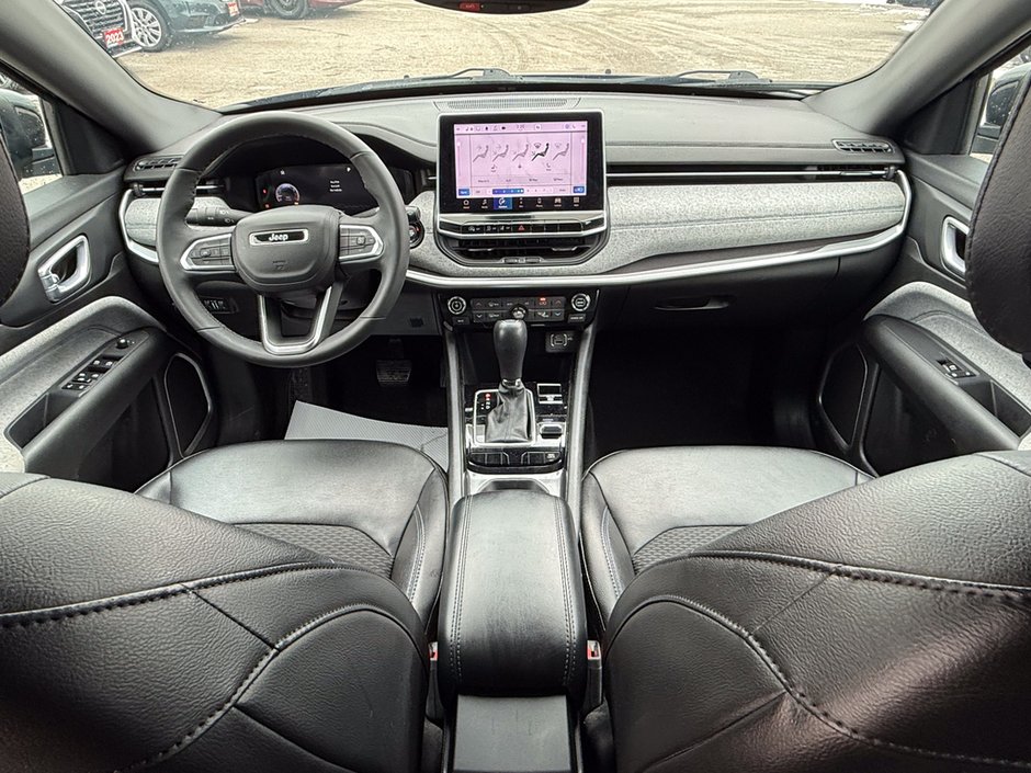 2023 Jeep Compass North-17