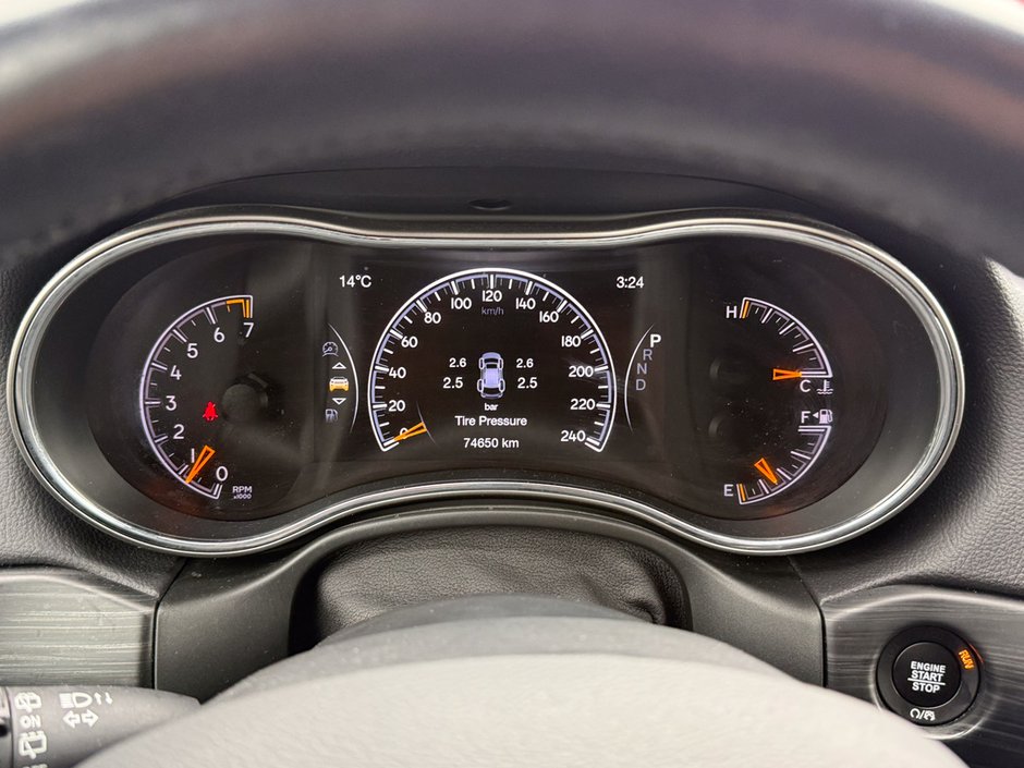 2020 Jeep Grand Cherokee Altitude-14
