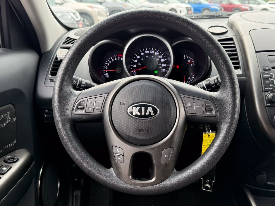 2013 Kia Soul-17
